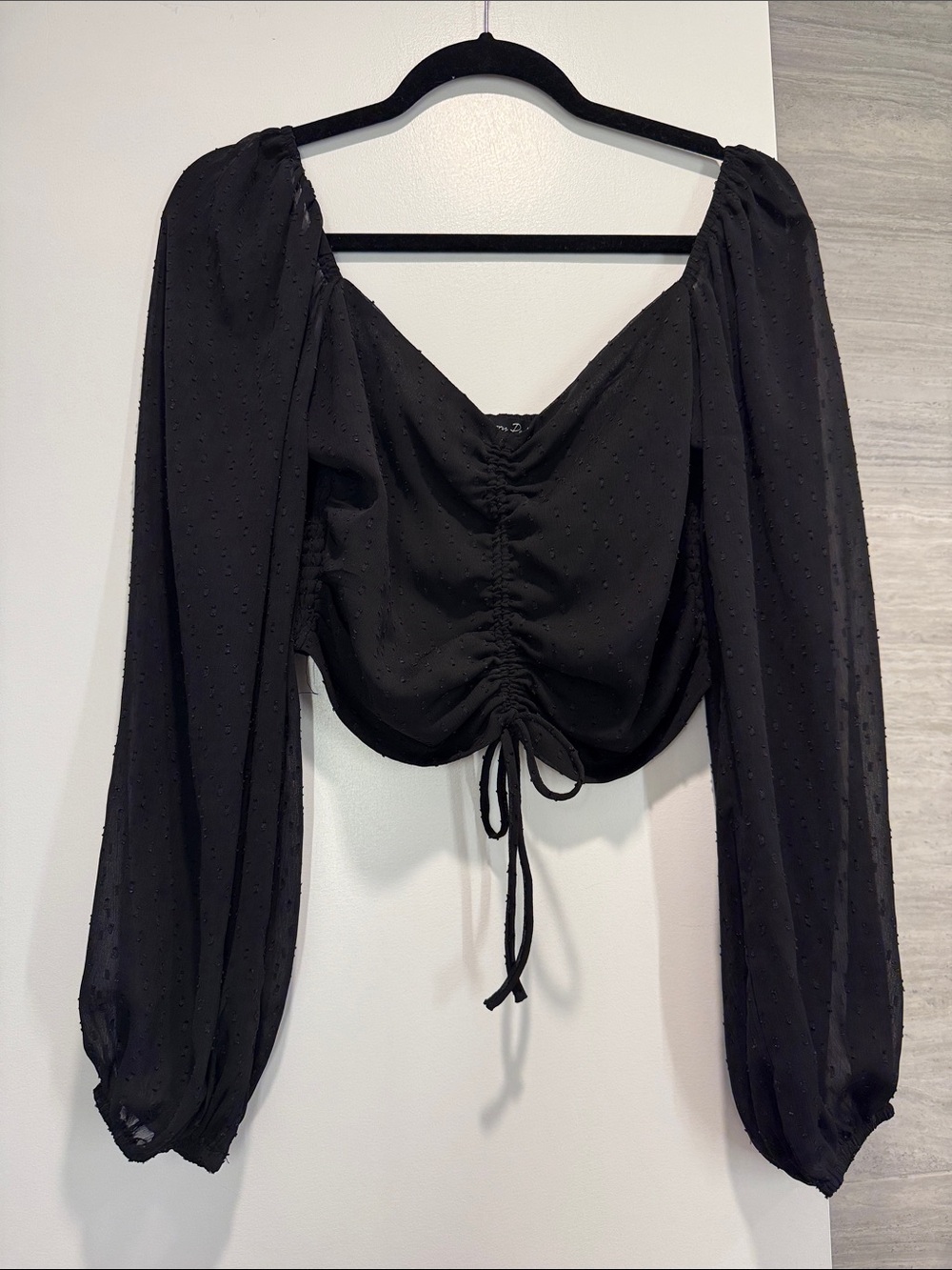 emory park Black Ruched Long-Sleeve Crop Top